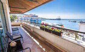 Marina City Apartment